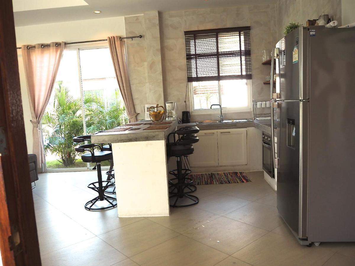 102 Villa *